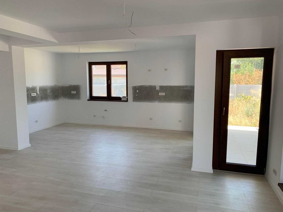 Spațiu deschis living casă modulară